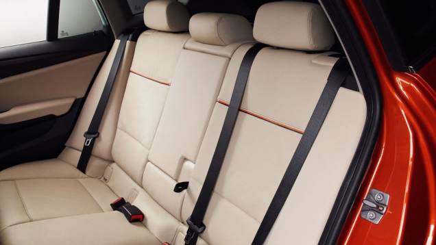 | <a href="https://beta-develop.quatrorodas.abril.com.br/saloes/nova-york/2012/bmw-x1-681222.shtml" rel="migration">Leia mais</a> | <a href="https://beta-develop.quatrorodas.abril.com.br/saloes/nova-york/2012/bmw-x1-681222.shtml" rel="migration">Leia mais</a>