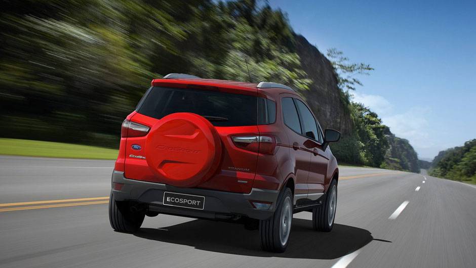 O suporte do estepe na traseira continua, assim como na geração anterior; a abertura da tampa também permanece sendo para a lateral | <a href="https://beta-develop.quatrorodas.abril.com.br/carros/lancamentos/ford-ecosport-695845.shtml" rel="migration">Leia mais</a> O suporte do estepe na traseira continua, assim como na geração anterior; a abertura da tampa também permanece sendo para a lateral | <a href="https://beta-develop.quatrorodas.abril.com.br/carros/lancamentos/ford-ecosport-695845.shtml" rel="migration">Leia mais</a>
