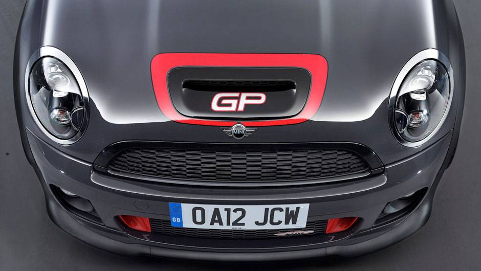 A MINI diz que o novo GP levou pouco mais de 8 minutos para dar uma volta completa em Nürburgring | <a href="https://beta-develop.quatrorodas.abril.com.br/saloes/paris/2012/mini-john-cooper-works-gp-702374.shtml" rel="migration">Leia mais</a> A MINI diz que o novo GP levou pouco mais de 8 minutos para dar uma volta completa em Nürburgring | <a href="https://beta-develop.quatrorodas.abril.com.br/saloes/paris/2012/mini-john-cooper-works-gp-702374.shtml" rel="migration">Leia mais</a>
