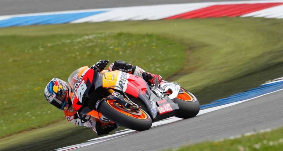 Dani Pedrosa foi o segundo colocado Dani Pedrosa foi o segundo colocado