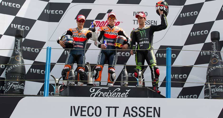 Stoner, Dovizioso e Pedrosa devidem o pódio Stoner, Dovizioso e Pedrosa devidem o pódio