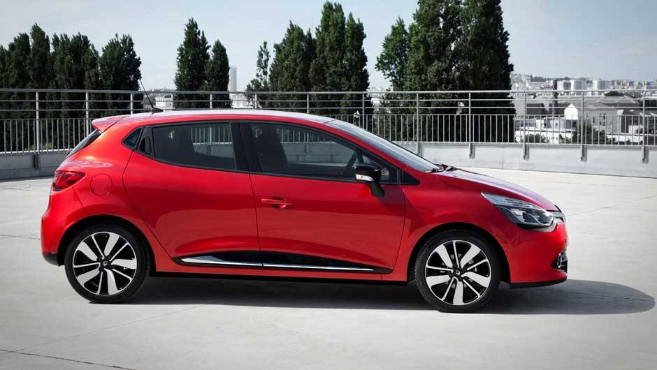 As op&ccedil;&otilde;es de motoriza&ccedil;&atilde;o variam de 75 a 90 cavalos de pot&ecirc;ncia, sendo tr&ecirc;s a diesel e tr&ecirc;s a gasolina | <a href="%20https://beta-develop.quatrorodas.abril.com.br/saloes/paris/2012/renault-clio-702424.shtml" rel="migration">Leia mais</a>