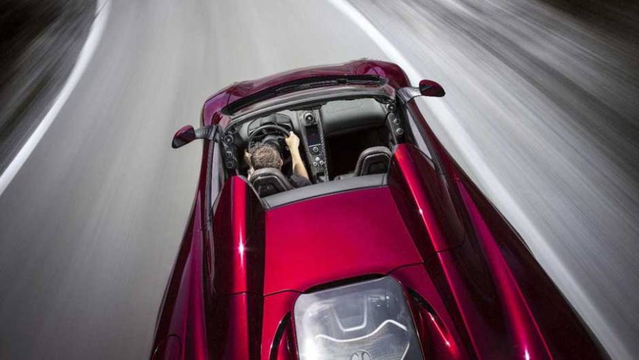 | <a href="https://beta-develop.quatrorodas.abril.com.br/saloes/paris/2012/mclaren-mp4-12c-spider-703295.shtml" rel="migration">Leia mais</a> | <a href="https://beta-develop.quatrorodas.abril.com.br/saloes/paris/2012/mclaren-mp4-12c-spider-703295.shtml" rel="migration">Leia mais</a>