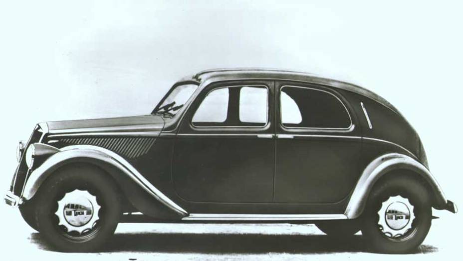 Lancia Aprilia: apresentada no final dos anos 30, começou a escrever a história da marca hoje controlada pela Fiat | <a href="https://beta-develop.quatrorodas.abril.com.br/noticias/sergio-pininfarina-morre-aos-85-anos-324190_p.shtml" target="_blank" rel="migration">Leia mais</a> Lancia Aprilia: apresentada no final dos anos 30, começou a escrever a história da marca hoje controlada pela Fiat | <a href="https://beta-develop.quatrorodas.abril.com.br/noticias/sergio-pininfarina-morre-aos-85-anos-324190_p.shtml" target="_blank" rel="migration">Leia mais</a>