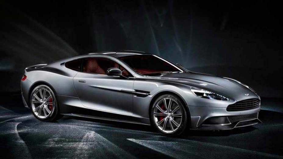 Novo Aston Martin Vanquish | <a href="https://beta-develop.quatrorodas.abril.com.br/saloes/paris/2012/aston-martin-vanquish-702721.shtml" rel="migration">Leia mais</a>