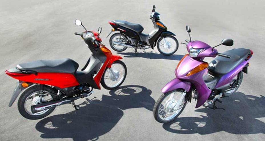 A Biz come&ccedil;a a ser vendida em julho por 4710 reais (KS) e 5290 reais (ES) | <a href="https://beta-develop.quatrorodas.abril.com.br/moto/noticias/honda-biz-100-porta-entrada-691776.shtml" rel="migration">Leia mais</a>