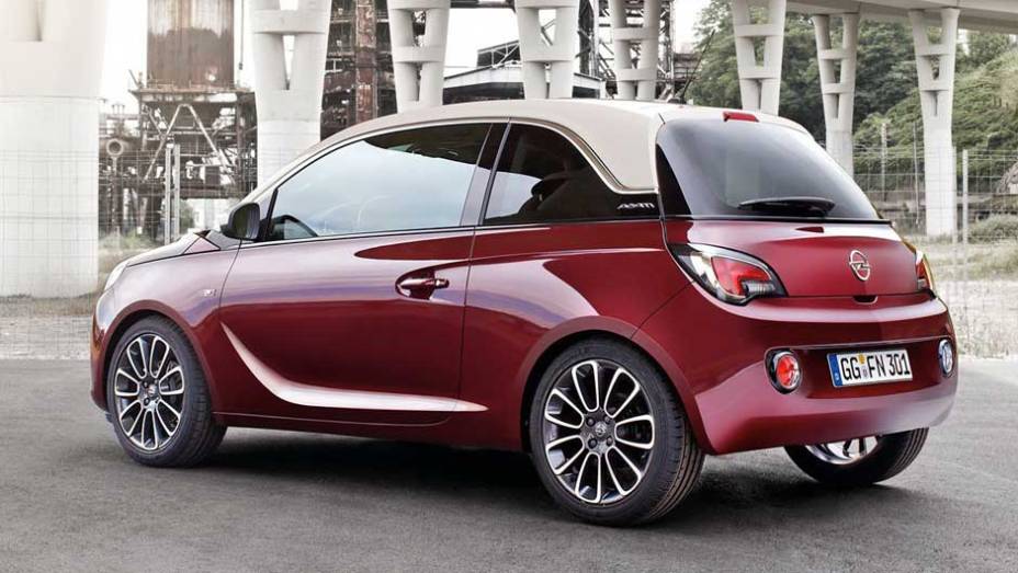 Modelo da Opel disputará mercado com Fiat 500 e Mini Cooper | <a href="https://beta-develop.quatrorodas.abril.com.br/saloes/paris/2012/opel-adam-702610.shtml" rel="migration">Leia mais</a>