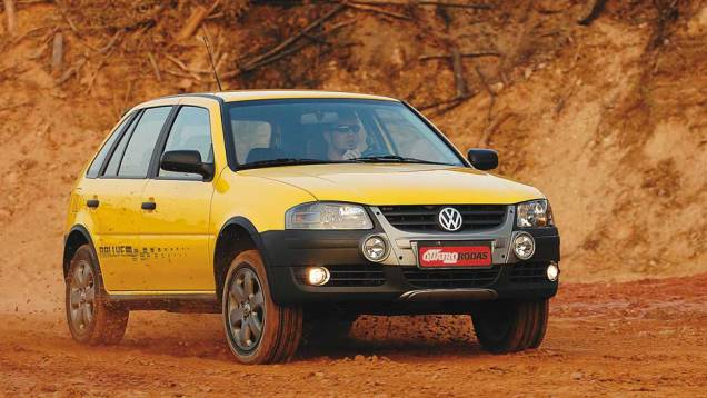 Várias séries especiais foram lançadas na Geração 4, incluindo a esportiva Rallye | <a href="https://beta-develop.quatrorodas.abril.com.br/reportagens/classicos/gol-completa-35-anos-veja-10-curiosidades-863880.shtml" rel="migration">Leia mais</a> Várias séries especiais foram lançadas na Geração 4, incluindo a esportiva Rallye | <a href="https://beta-develop.quatrorodas.abril.com.br/reportagens/classicos/gol-completa-35-anos-veja-10-curiosidades-863880.shtml" rel="migration">Leia mais</a>