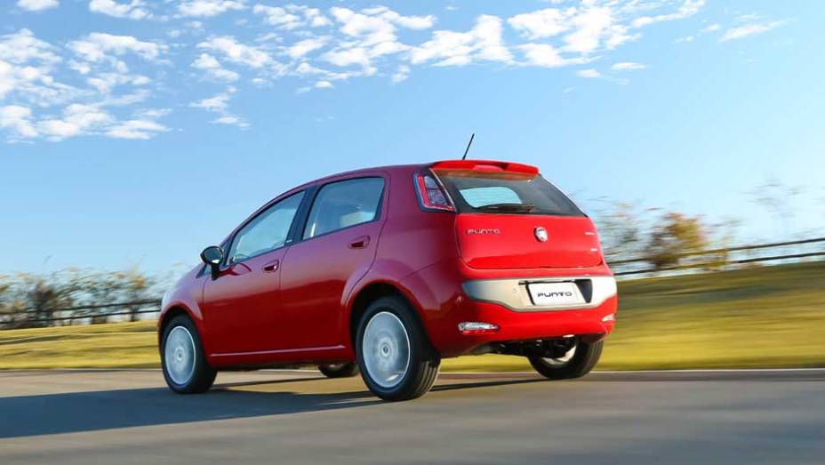 O motor E.torQ 1.6 16V &eacute; oferecido somente na vers&atilde;o Essence, que deve ser uma das mais vendidas da gama | <a href="https://beta-develop.quatrorodas.abril.com.br/carros/lancamentos/fiat-punto-2013-693625.shtml" target="_blank" rel="migration">Leia mais</a>
