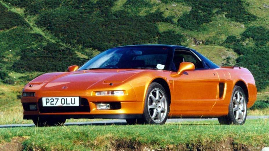 Com o passar dos anos e os diversos aperfei&ccedil;oamentos, NSX ficou conhecido como "Ferrari Japonesa", tamanho seu desempenho <a href="https://beta-develop.quatrorodas.abril.com.br/reportagens/classicos/japones-valente-828328.shtml" rel="migration">| Leia mais|</a> <a href="https://quatroro" rel="migration"></a>