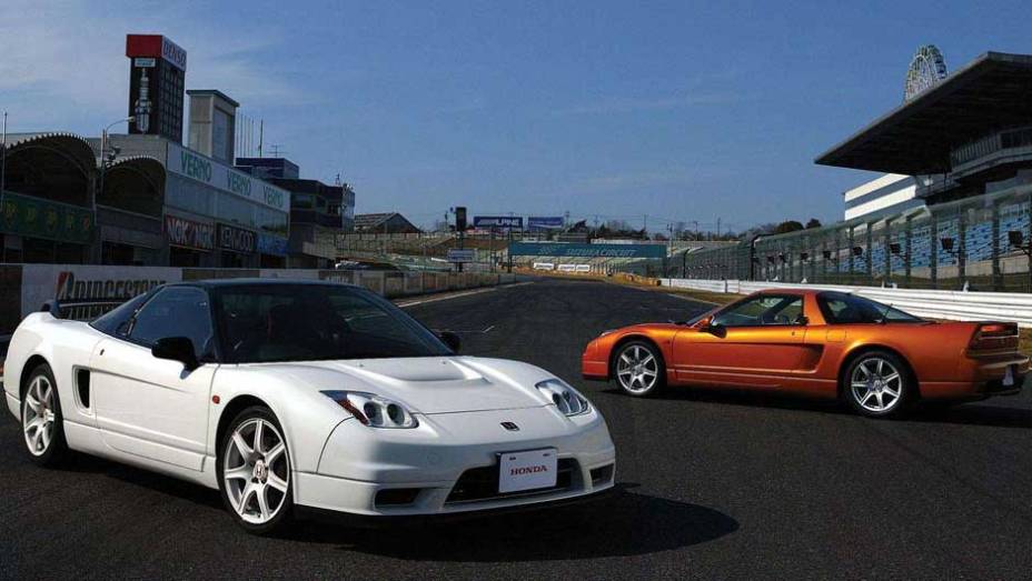 Mais recente gera&ccedil;&atilde;o do NSX ganhou as ruas em 2005, com visual muito parecido com o original <a href="https://beta-develop.quatrorodas.abril.com.br/reportagens/classicos/japones-valente-828328.shtml" rel="migration">| Leia mais|</a> <a href="https://beta-develop.quatrorodas.abril.com.br/galerias/sal" rel="migration"></a>