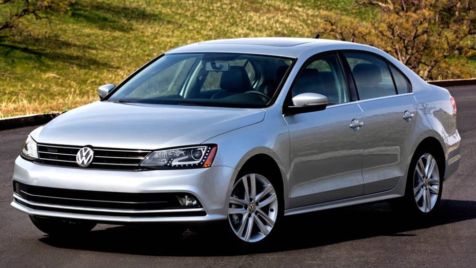 No Brasil, o Volkswagen Jetta tem vers&atilde;o equipada com o motor 2.0 turbo e vale R$ 94.404. Nos Estados Unidos, a configura&ccedil;&atilde;o equivalente parte de R$ 89.173 (US$ 28.840).