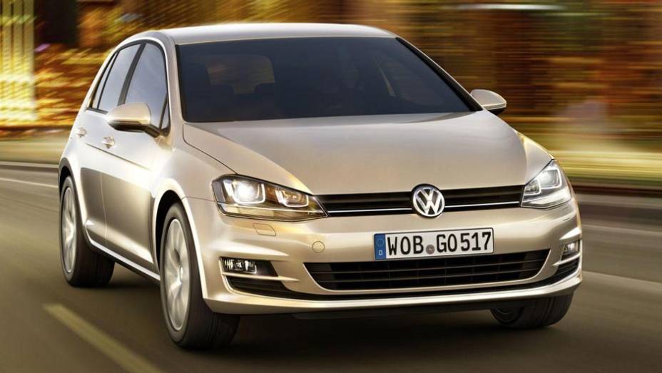 Motorizações a gasolina produzirão entre 60 cv e 140 cv | <a href="https://beta-develop.quatrorodas.abril.com.br/saloes/paris/2012/golf-chega-setima-geracao-702391.shtml" rel="migration">Leia mais</a>