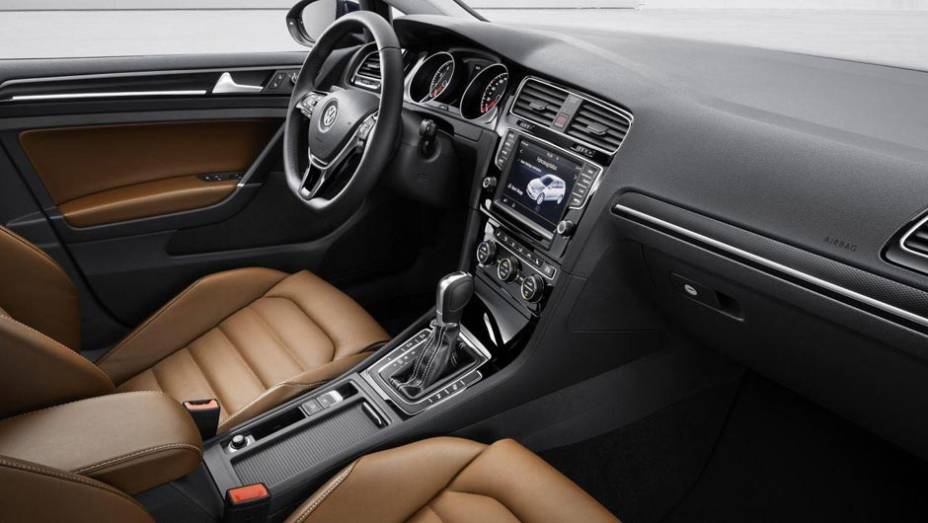 Segundo a Volkswagen, o interior do novo Golf recebeu uma nova seleção de materiais com qualidade superior | <a href="https://beta-develop.quatrorodas.abril.com.br/saloes/paris/2012/golf-chega-setima-geracao-702391.shtml" rel="migration">Leia mais</a> Segundo a Volkswagen, o interior do novo Golf recebeu uma nova seleção de materiais com qualidade superior | <a href="https://beta-develop.quatrorodas.abril.com.br/saloes/paris/2012/golf-chega-setima-geracao-702391.shtml" rel="migration">Leia mais</a>