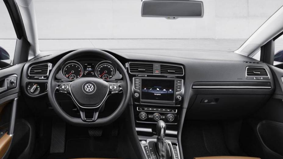 Todas as versões do modelo contarão com airbag duplo e freios ABS de série | <a href="https://beta-develop.quatrorodas.abril.com.br/saloes/paris/2012/golf-chega-setima-geracao-702391.shtml" rel="migration">Leia mais</a> Todas as versões do modelo contarão com airbag duplo e freios ABS de série | <a href="https://beta-develop.quatrorodas.abril.com.br/saloes/paris/2012/golf-chega-setima-geracao-702391.shtml" rel="migration">Leia mais</a>