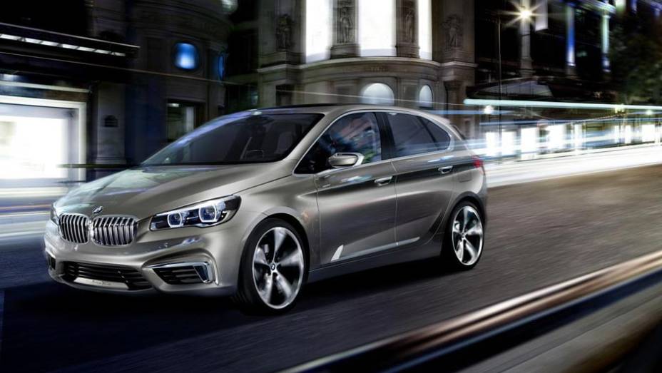 BMW Concept Active Tourer | <a href="https://beta-develop.quatrorodas.abril.com.br/saloes/paris/2012/bmw-concept-active-tourer-702454.shtml" rel="migration">Leia mais</a>