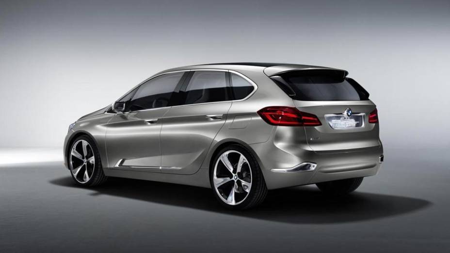 BMW Concept Active Tourer | <a href="https://beta-develop.quatrorodas.abril.com.br/saloes/paris/2012/bmw-concept-active-tourer-702454.shtml" rel="migration">Leia mais</a>