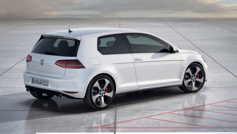 O motor escolhido foi o 2.0 turbo, que entrega 220 cv. | <a href="https://beta-develop.quatrorodas.abril.com.br/saloes/paris/2012/golf-chega-setima-geracao-702391.shtml" rel="migration">Leia mais</a> O motor escolhido foi o 2.0 turbo, que entrega 220 cv. | <a href="https://beta-develop.quatrorodas.abril.com.br/saloes/paris/2012/golf-chega-setima-geracao-702391.shtml" rel="migration">Leia mais</a>