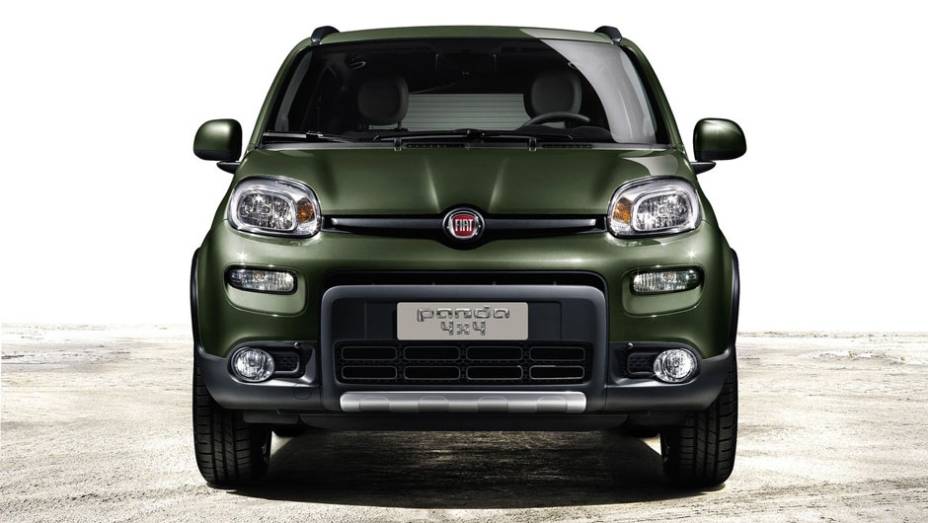 O Panda 4x4 será oferecido nas versões 0.9 TwinAir Turbo, com 85 cv, e 1.3 Multijet II a diesel, que entrega 75 cv. | <a href="%20https://beta-develop.quatrorodas.abril.com.br/saloes/paris/2012/fiat-panda-4x4-702561.shtml" rel="migration">Leia mais</a>