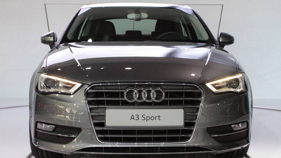Modelo de três portas tem baixa emissão de CO2 <a href="https://beta-develop.quatrorodas.abril.com.br/salao-do-automovel/2012/carros/a3-sport-709767.shtml" rel="migration">Leia mais</a> Modelo de três portas tem baixa emissão de CO2 <a href="https://beta-develop.quatrorodas.abril.com.br/salao-do-automovel/2012/carros/a3-sport-709767.shtml" rel="migration">Leia mais</a>