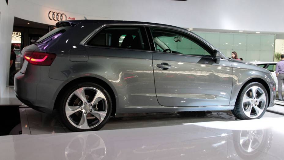 Pot&ecirc;ncia gerada &eacute; de 180 cv <a href="https://beta-develop.quatrorodas.abril.com.br/salao-do-automovel/2012/carros/a3-sport-709767.shtml" rel="migration">Leia mais</a>
