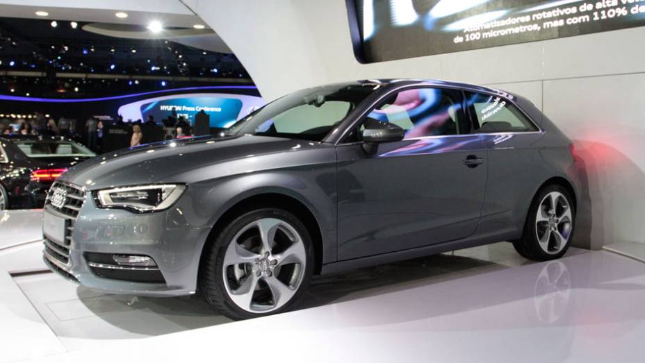 Acelera&ccedil;&atilde;o de 0 a 100 km/h se d&aacute; em 7,2 s <a href="https://beta-develop.quatrorodas.abril.com.br/salao-do-automovel/2012/carros/a3-sport-709767.shtml" rel="migration">Leia mais</a>