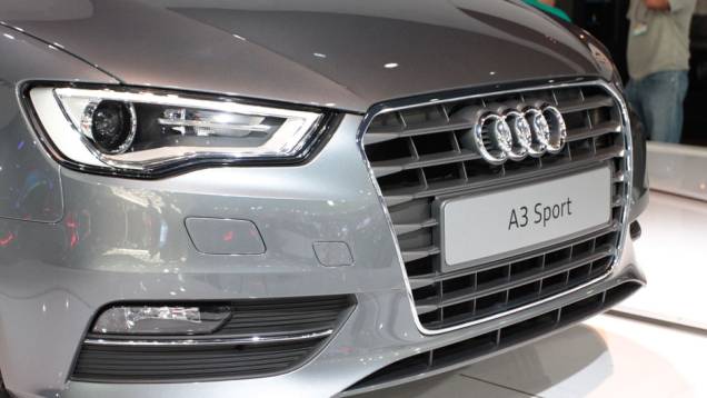 Dupla embreagem é de série no modelo <a href="https://beta-develop.quatrorodas.abril.com.br/salao-do-automovel/2012/carros/a3-sport-709767.shtml" rel="migration">Leia mais</a> Dupla embreagem é de série no modelo <a href="https://beta-develop.quatrorodas.abril.com.br/salao-do-automovel/2012/carros/a3-sport-709767.shtml" rel="migration">Leia mais</a>