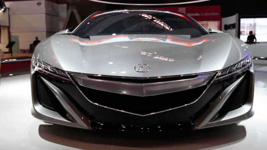 A nova geração será um híbrido com motor V6 a gasolina e dois propulsores elétricos | <a href="https://beta-develop.quatrorodas.abril.com.br/salao-do-automovel/2012/carros/nsx-710745.shtml" rel="migration">Leia mais</a>