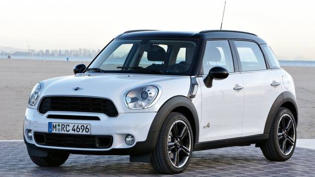 Na parte inferior da tabela, a MINI ocupa um decepcionante 22º lugar | <a href="https://beta-develop.quatrorodas.abril.com.br/noticias/mercado/marcas-japonesas-sao-mais-confiaveis-diz-pesquisa-712948.shtml" rel="migration">Leia mais</a> Na parte inferior da tabela, a MINI ocupa um decepcionante 22º lugar | <a href="https://beta-develop.quatrorodas.abril.com.br/noticias/mercado/marcas-japonesas-sao-mais-confiaveis-diz-pesquisa-712948.shtml" rel="migration">Leia mais</a>