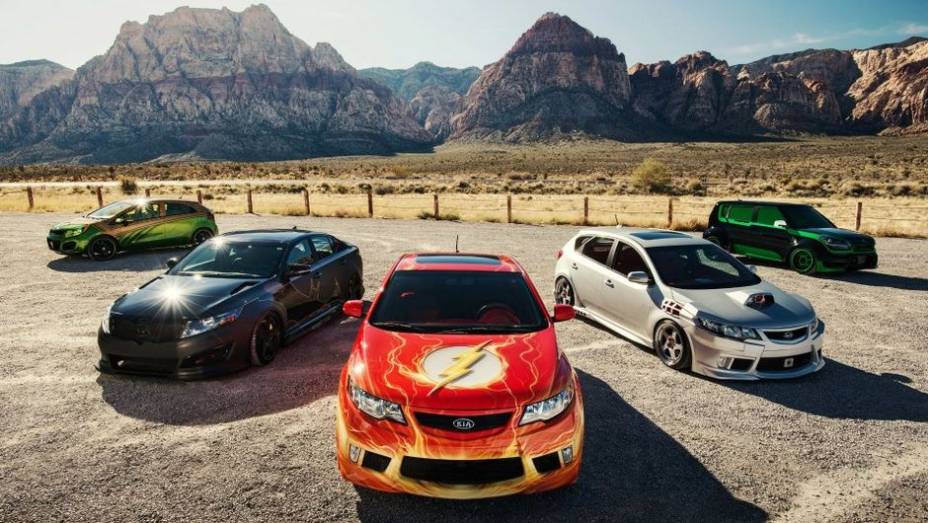 A Kia Motors e a DC Entertainment aproveitaram o SEMA Auto Show para mostrar cinco carros temáticos, relacionados a alguns dos mais famosos super-heróis. Prepare-se! | <a href="%20https://beta-develop.quatrorodas.abril.com.br/noticias/entretenimento/kia-mostra-cinco-carr" rel="migration"></a>