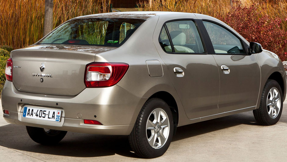Depois da apresenta&ccedil;&atilde;o oficial na Turquia, o novo Symbol ser&aacute; lan&ccedil;ado no mercado europeu | <a href="https://beta-develop.quatrorodas.abril.com.br/noticias/fabricantes/novo-renault-symbol-copia-logan-713806.shtml" rel="migration">Leia mais</a>