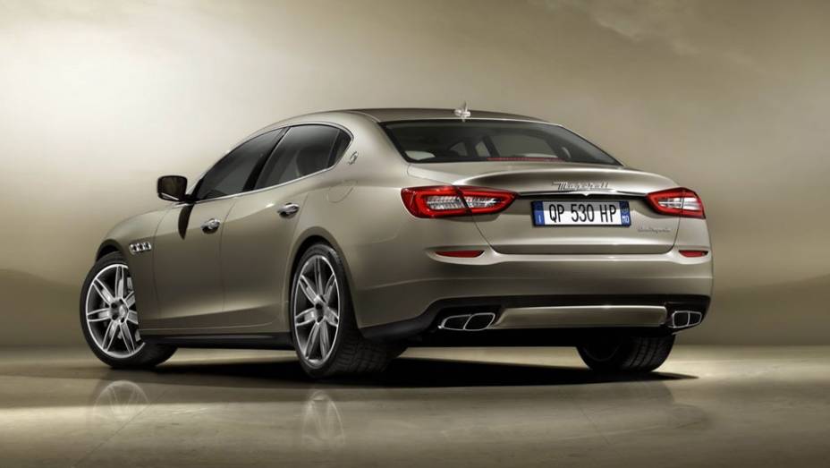 Maserati revela as primeiras imagens e informa&ccedil;&otilde;es do Quattroporte | <a href="https://beta-develop.quatrorodas.abril.com.br/noticias/mercado/maserati-revela-novo-quattroporte-715235.shtml" rel="migration">Leia mais</a>