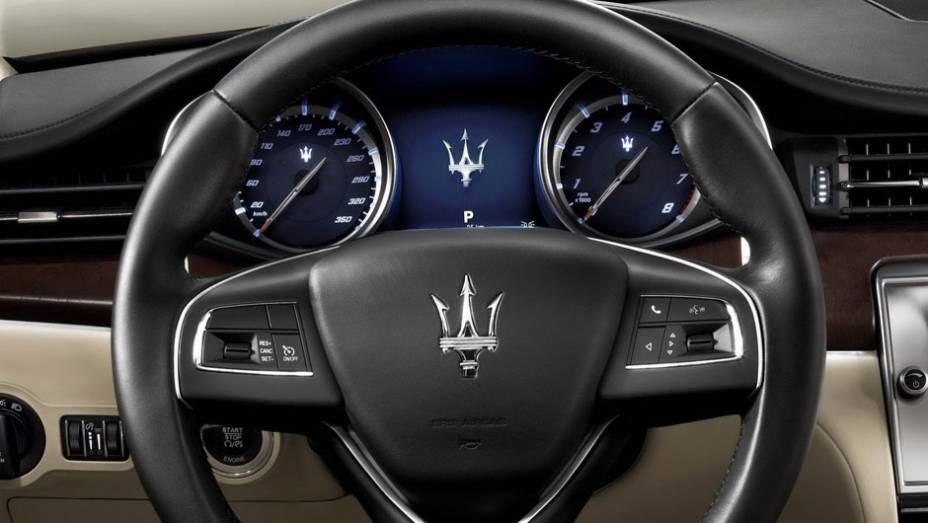 Maserati revela as primeiras imagens e informações do Quattroporte | <a href="https://beta-develop.quatrorodas.abril.com.br/noticias/mercado/maserati-revela-novo-quattroporte-715235.shtml" rel="migration">Leia mais</a>