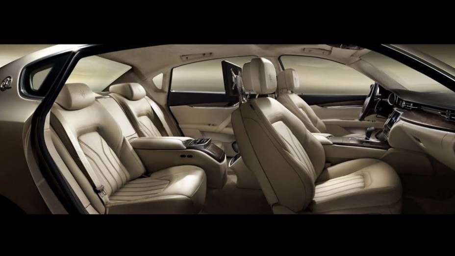 Maserati revela as primeiras imagens e informa&ccedil;&otilde;es do Quattroporte | <a href="https://beta-develop.quatrorodas.abril.com.br/noticias/mercado/maserati-revela-novo-quattroporte-715235.shtml" rel="migration">Leia mais</a>