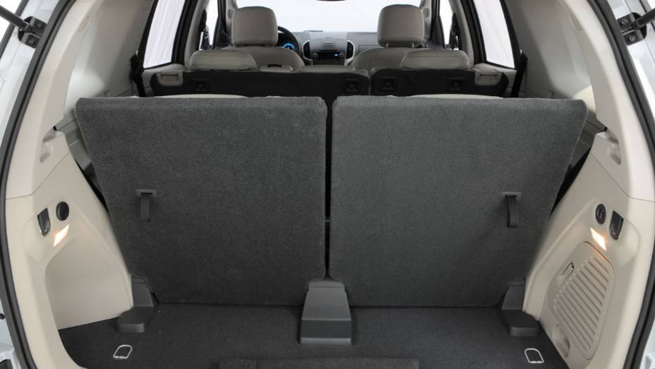 Está vendo as tiras atrás dos bancos? Basta puxá-las para os bancos se rebaterem rapidamente | <a href="https://beta-develop.quatrorodas.abril.com.br/carros/lancamentos/chevrolet-trailblazer-718248.shtml" target="_blank" rel="migration">Leia mais</a> Está vendo as tiras atrás dos bancos? Basta puxá-las para os bancos se rebaterem rapidamente | <a href="https://beta-develop.quatrorodas.abril.com.br/carros/lancamentos/chevrolet-trailblazer-718248.shtml" target="_blank" rel="migration">Leia mais</a>