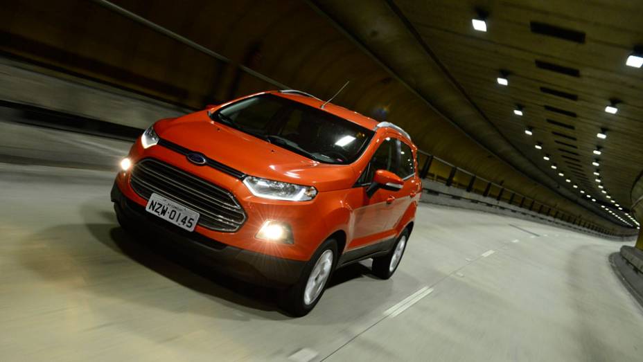 Câmbio de dupla embreagem de seis marchas ofereceu boas retomadas durante o test drive | <a href="https://beta-develop.quatrorodas.abril.com.br/noticias/mercado/ford-lanca-ecosport-4wd-porwershift-725244.shtml" rel="migration">Leia mais</a> Câmbio de dupla embreagem de seis marchas ofereceu boas retomadas durante o test drive | <a href="https://beta-develop.quatrorodas.abril.com.br/noticias/mercado/ford-lanca-ecosport-4wd-porwershift-725244.shtml" rel="migration">Leia mais</a>
