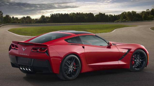 Há quem diga que o novo Corvette ficou parecido demais com o SRT Viper. E aí, o que você acha? | <a href="https://beta-develop.quatrorodas.abril.com.br/saloes/detroit/2013/chevrolet-corvette-stingray-730871.shtml" rel="migration">Leia mais</a> Há quem diga que o novo Corvette ficou parecido demais com o SRT Viper. E aí, o que você acha? | <a href="https://beta-develop.quatrorodas.abril.com.br/saloes/detroit/2013/chevrolet-corvette-stingray-730871.shtml" rel="migration">Leia mais</a>