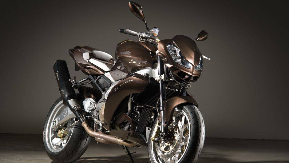 A empresa búlgara Vilner mostrou a Aprilia Stingray | <a href="https://beta-develop.quatrorodas.abril.com.br/moto/noticias/vilner-customiza-aprilia-tuono-731669.shtml" rel="migration">Leia mais</a> A empresa búlgara Vilner mostrou a Aprilia Stingray | <a href="https://beta-develop.quatrorodas.abril.com.br/moto/noticias/vilner-customiza-aprilia-tuono-731669.shtml" rel="migration">Leia mais</a>