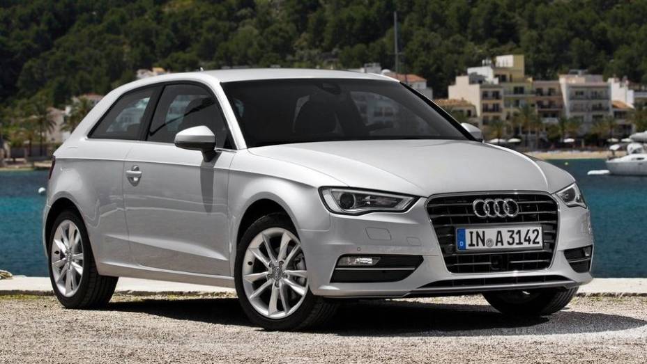 CARRO DO ANO - Audi A3 | <a href="https://beta-develop.quatrorodas.abril.com.br/noticias/mercado/finalistas-premio-carro-mundial-2013-sao-revelados-732525.shtml" rel="migration">Leia mais</a>