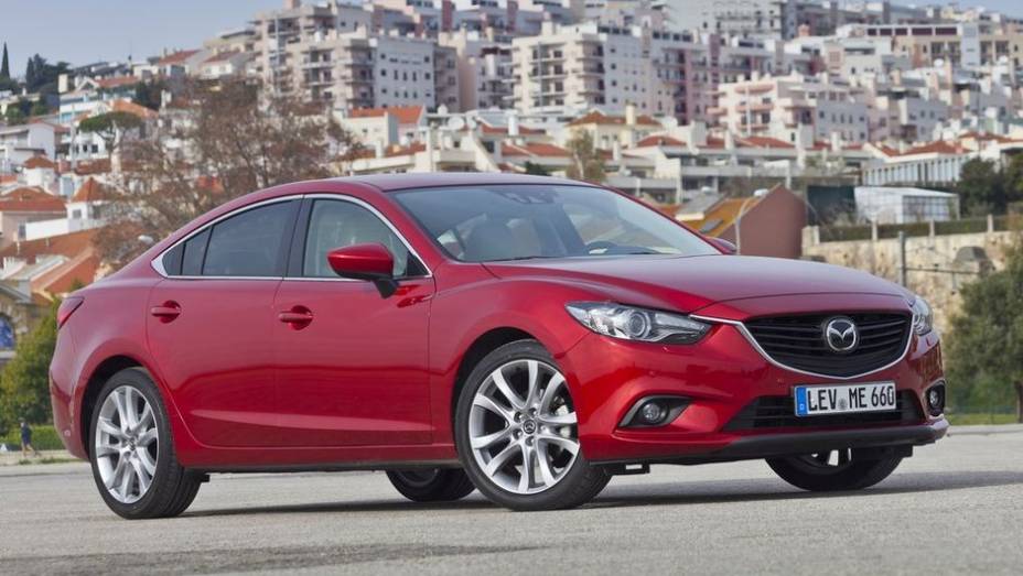 CARRO DO ANO - Mazda6 | <a href="https://beta-develop.quatrorodas.abril.com.br/noticias/mercado/finalistas-premio-carro-mundial-2013-sao-revelados-732525.shtml" rel="migration">Leia mais</a>