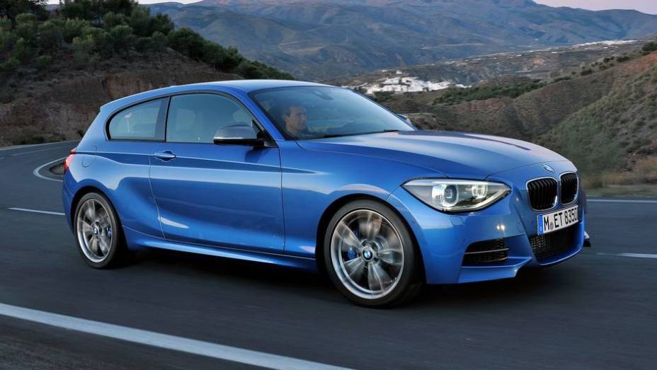 CARRO DE PERFORMANCE - BMW M 135i | <a href="https://beta-develop.quatrorodas.abril.com.br/noticias/mercado/finalistas-premio-carro-mundial-2013-sao-revelados-732525.shtml" rel="migration">Leia mais</a>