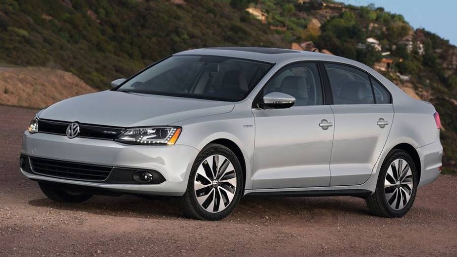 CARRO "VERDE" - Volkswagen Jetta Hybrid | <a href="https://beta-develop.quatrorodas.abril.com.br/noticias/mercado/finalistas-premio-carro-mundial-2013-sao-revelados-732525.shtml" rel="migration">Leia mais</a>