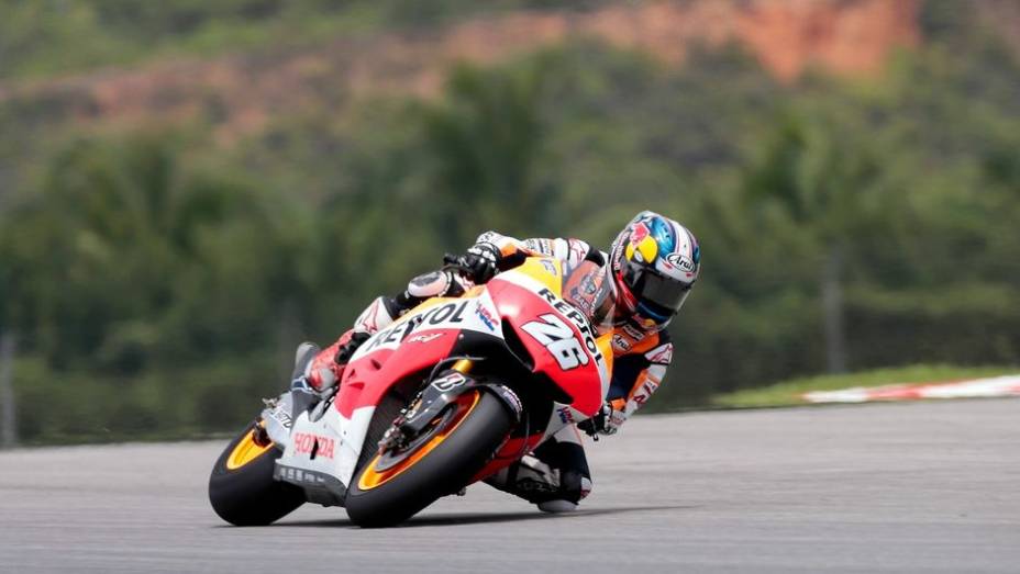 Dani Pedrosa voltou a ser o mais rápido na segunda sessão de testes da MotoGP em Sepang | <a href="https://beta-develop.quatrorodas.abril.com.br/moto/noticias/motogp-pedrosa-repete-dominio-sepang-733092.shtml" rel="migration">Leia mais</a>