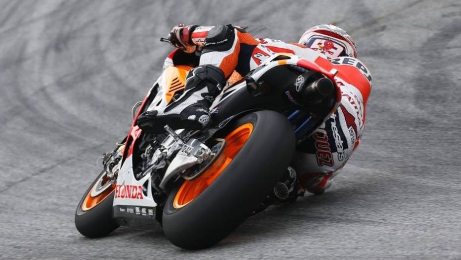 Marc Marquez foi o terceiro do dia | <a href="https://beta-develop.quatrorodas.abril.com.br/moto/noticias/motogp-pedrosa-repete-dominio-sepang-733092.shtml" rel="migration">Leia mais</a>