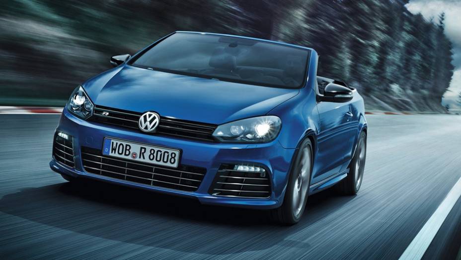 De acordo com a marca, trata-se do cabriolet mais rápido já produzido por ela | <a href="https://beta-develop.quatrorodas.abril.com.br/saloes/genebra/2013/vw-golf-r-cabriolet-734722.shtml" rel="migration">Leia mais</a>