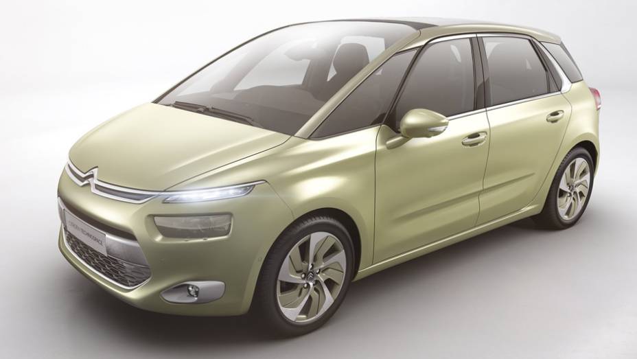 A Citroën apresentou o protótipo Technospace, que antecipa a nova geração do C4 Picasso | <a href="%20https://beta-develop.quatrorodas.abril.com.br/saloes/genebra/2013/citroen-technospace-734593.shtml" rel="migration">Leia mais</a>