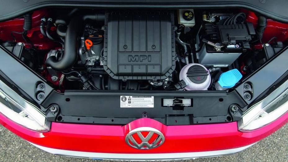 Quanto à motorização, o mesmo motor 1.0 de três cilindros utilizado no Up! convencional equipa o Cross, entregando 74 cavalos de potência | <a href="%20https://beta-develop.quatrorodas.abril.com.br/saloes/genebra/2013/vw-cross-up-734147.shtml" rel="migration">Leia mais</a> Quanto à motorização, o mesmo motor 1.0 de três cilindros utilizado no Up! convencional equipa o Cross, entregando 74 cavalos de potência | <a href="%20https://beta-develop.quatrorodas.abril.com.br/saloes/genebra/2013/vw-cross-up-734147.shtml" rel="migration">Leia mais</a>