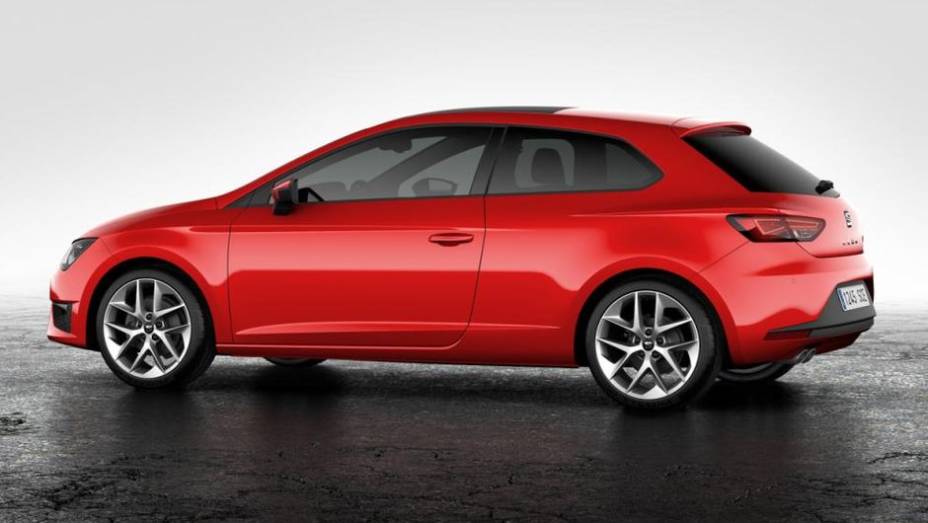Esta é a versão coupé-esportiva do conhecido hatch Leon | <a href="https://beta-develop.quatrorodas.abril.com.br/saloes/genebra/2013/seat-leon-sc-734165.shtml" rel="migration">Leia mais</a> Esta é a versão coupé-esportiva do conhecido hatch Leon | <a href="https://beta-develop.quatrorodas.abril.com.br/saloes/genebra/2013/seat-leon-sc-734165.shtml" rel="migration">Leia mais</a>