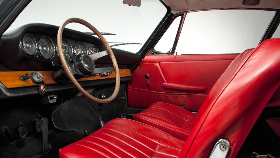 A posição de dirigir esportiva se manteve praticamente inalterada | <a href="https://beta-develop.quatrorodas.abril.com.br/noticias/fabricantes/porsche-celebra-50-anos-911-733368.shtml" rel="migration">Leia mais</a> A posição de dirigir esportiva se manteve praticamente inalterada | <a href="https://beta-develop.quatrorodas.abril.com.br/noticias/fabricantes/porsche-celebra-50-anos-911-733368.shtml" rel="migration">Leia mais</a>