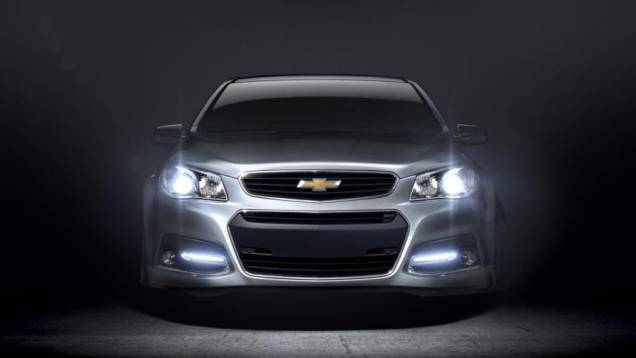 O conjunto vai de 0 a 100 km/h em 5 segundos | <a href="https://beta-develop.quatrorodas.abril.com.br/saloes/new-york/2013/chevrolet-ss-737022.shtml" rel="migration">Leia mais</a> O conjunto vai de 0 a 100 km/h em 5 segundos | <a href="https://beta-develop.quatrorodas.abril.com.br/saloes/new-york/2013/chevrolet-ss-737022.shtml" rel="migration">Leia mais</a>